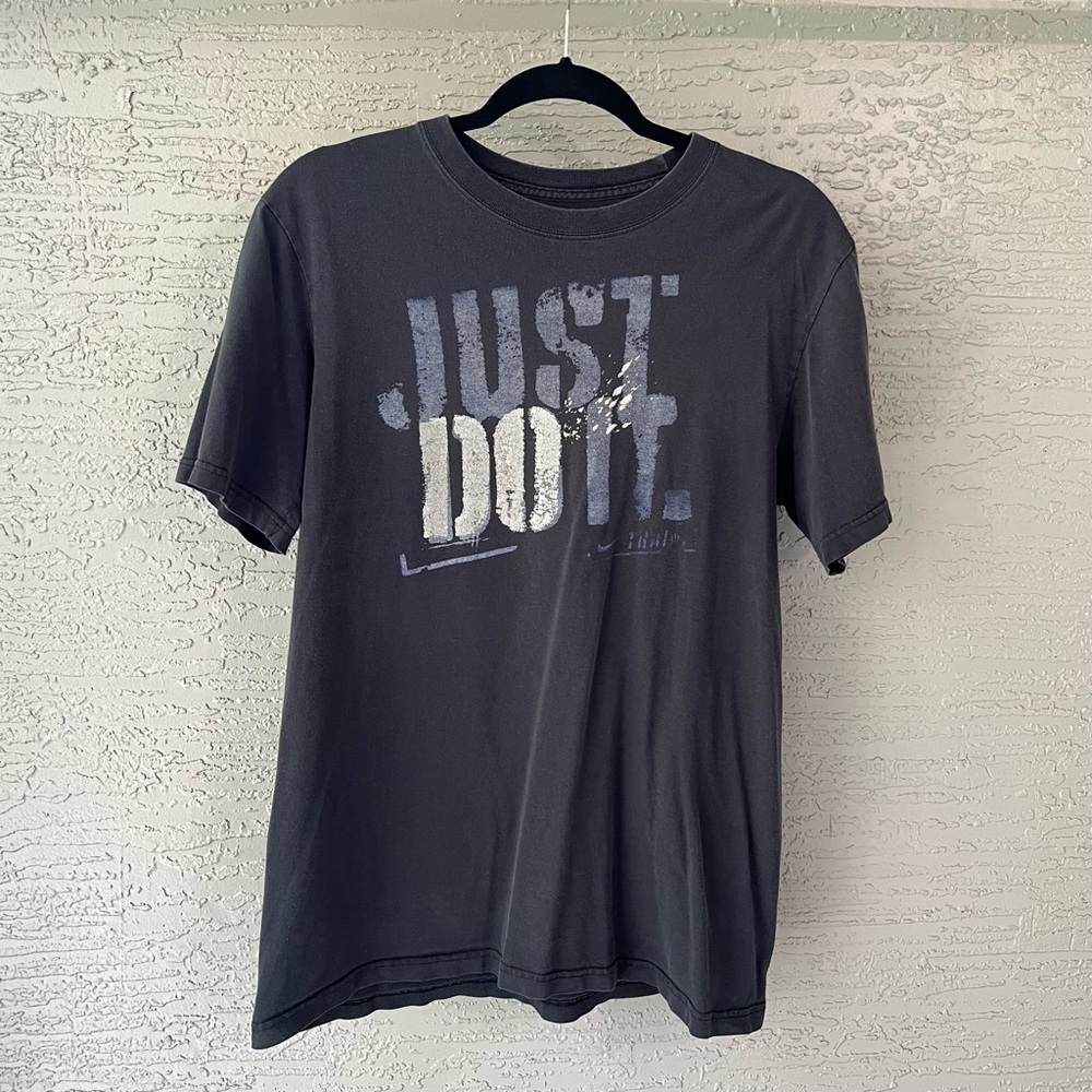 Nike Vintage Just Do It Graphic Tee